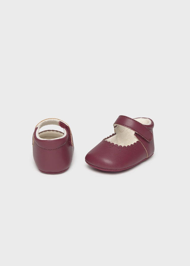 Scalloped Mary Janes Shoes 9161
