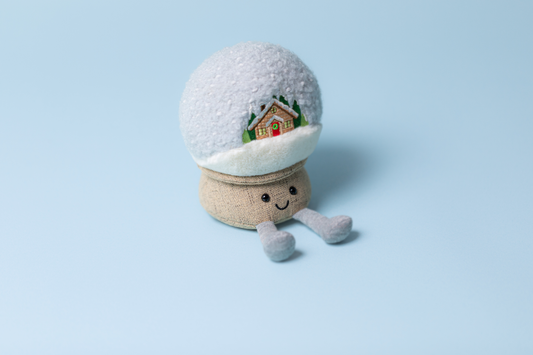 Amuseable Snow Globe