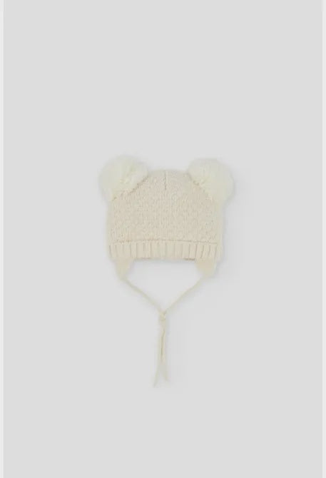 Pom Cable Winter Hat