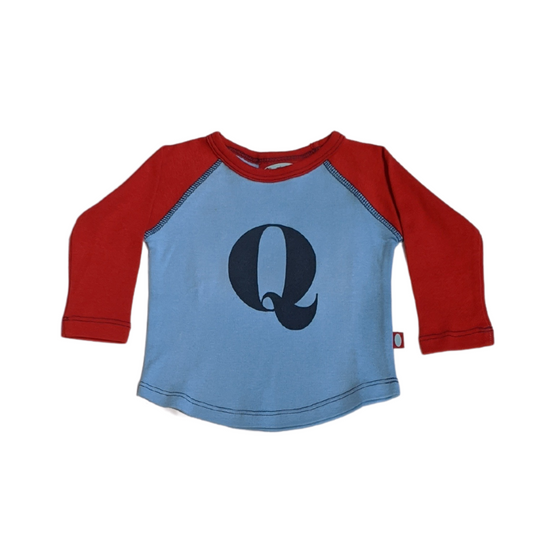 "Q" Sky Blue & Red Initial Tee